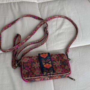Natural Life Crossbody clutch wallet